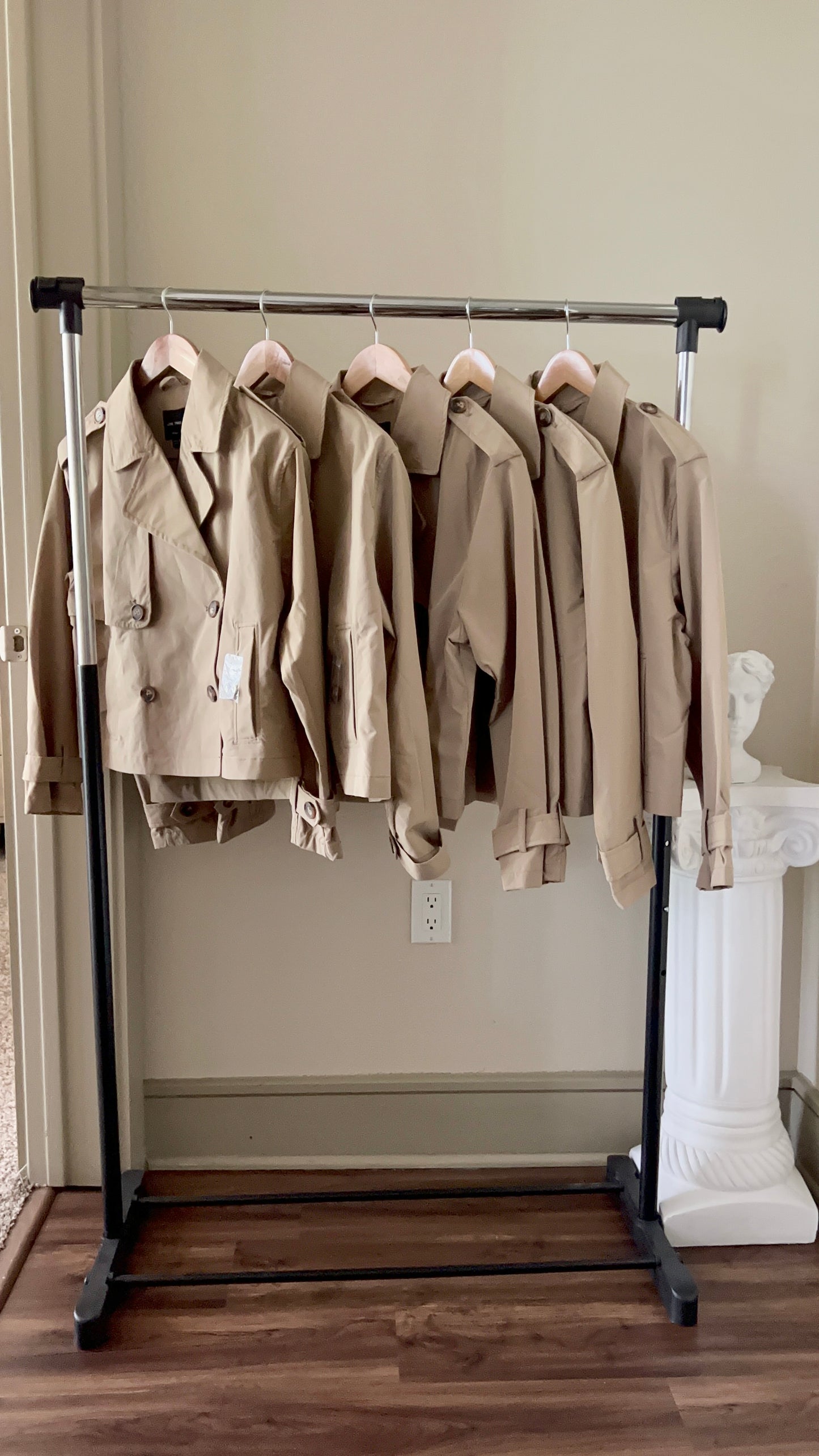 CROPPED TRENCH (TAN)
