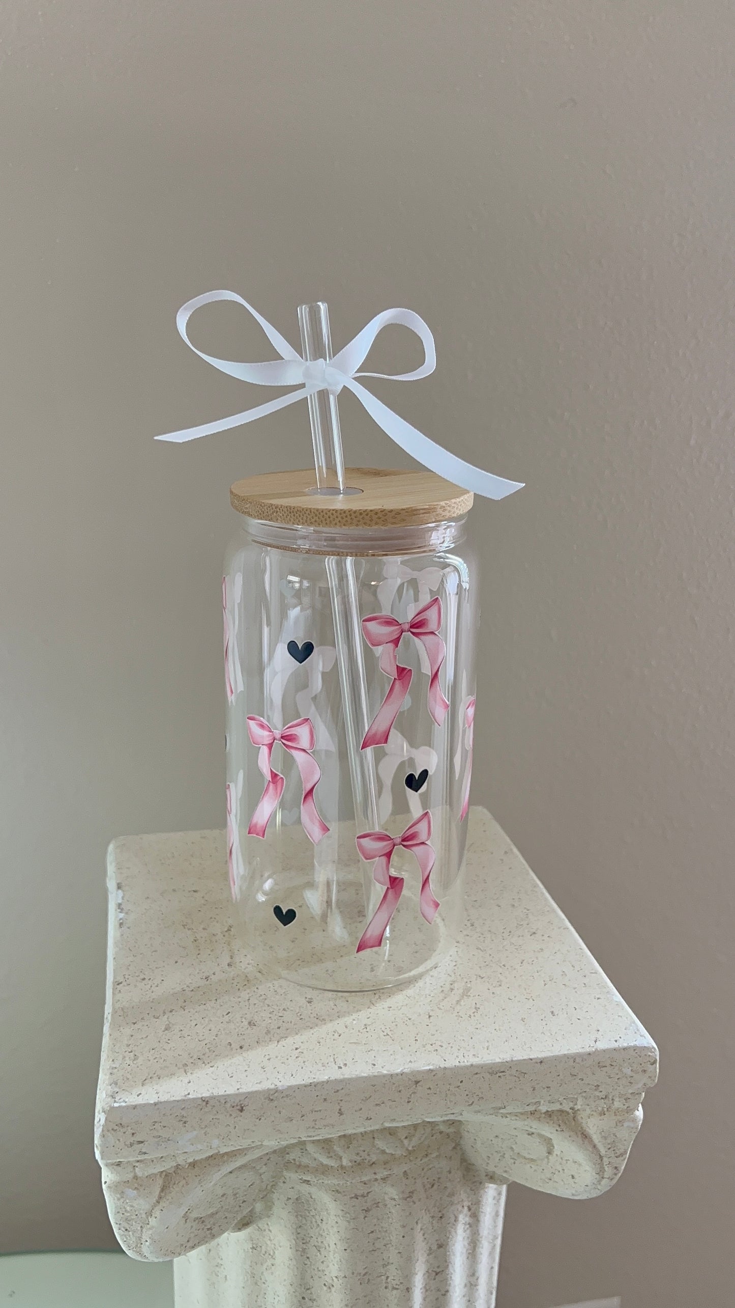 PINK BOWS + BLACK HEARTS GLASS CUP