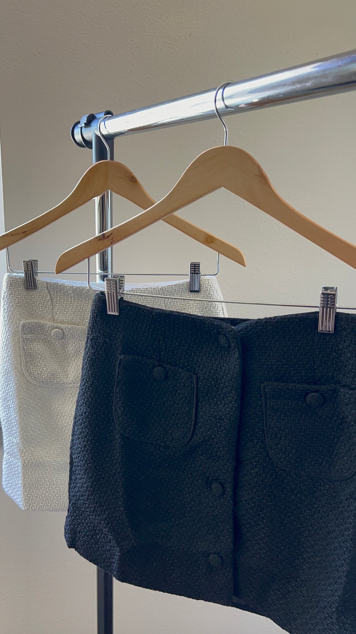 THE IT GIRL TWEED SKIRT (BLACK)