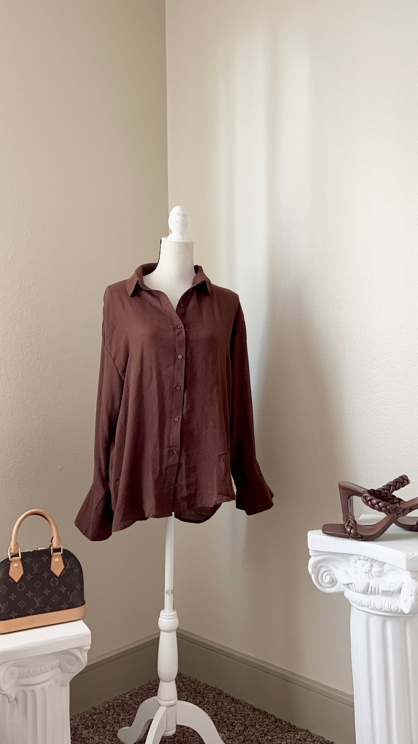 CHOCOLATE BROWN BUTTON DOWN