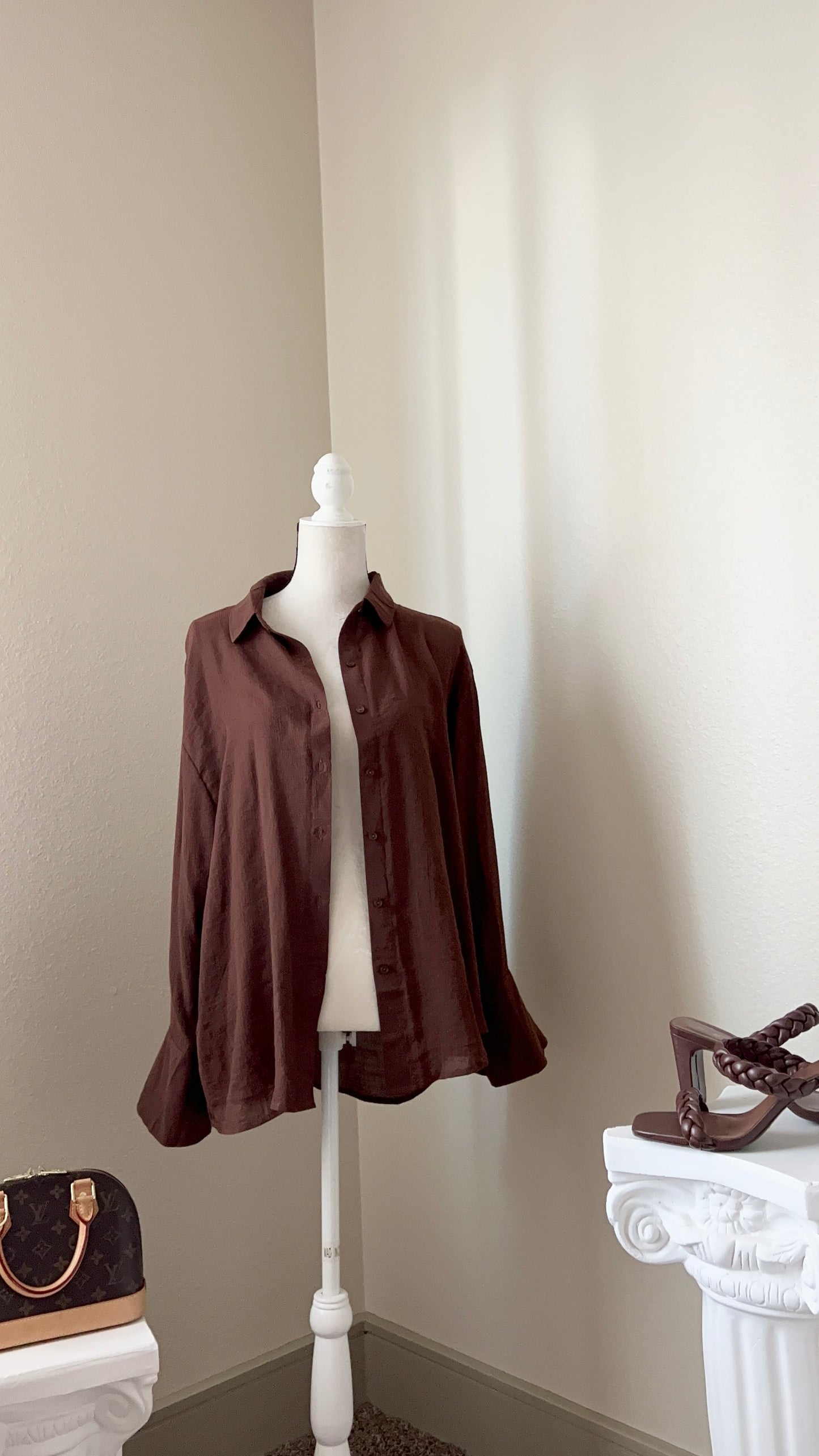 CHOCOLATE BROWN BUTTON DOWN