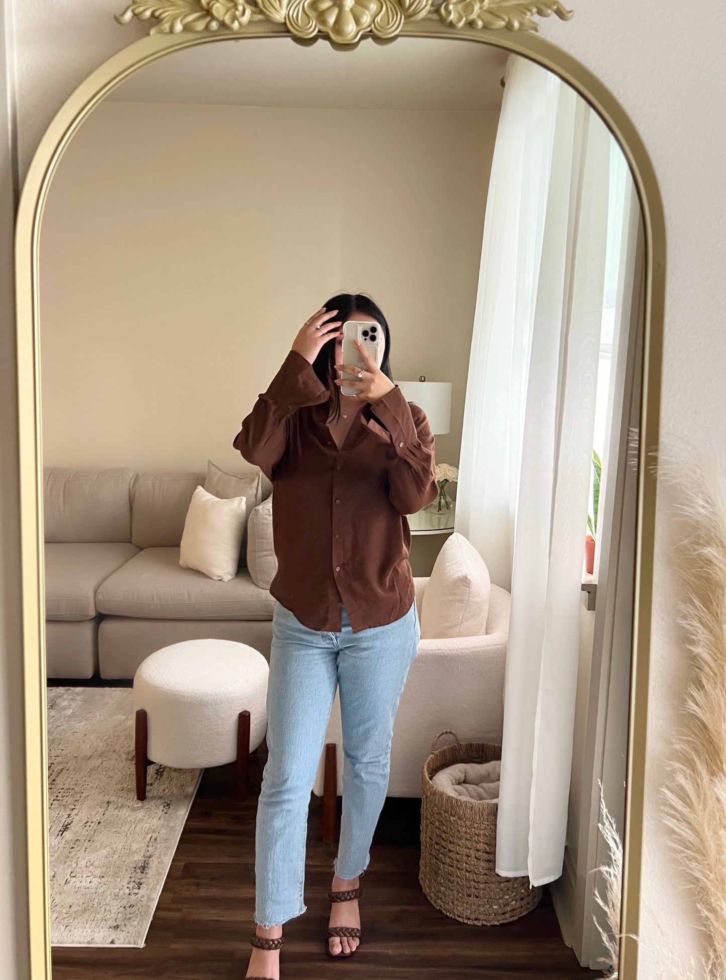 CHOCOLATE BROWN BUTTON DOWN